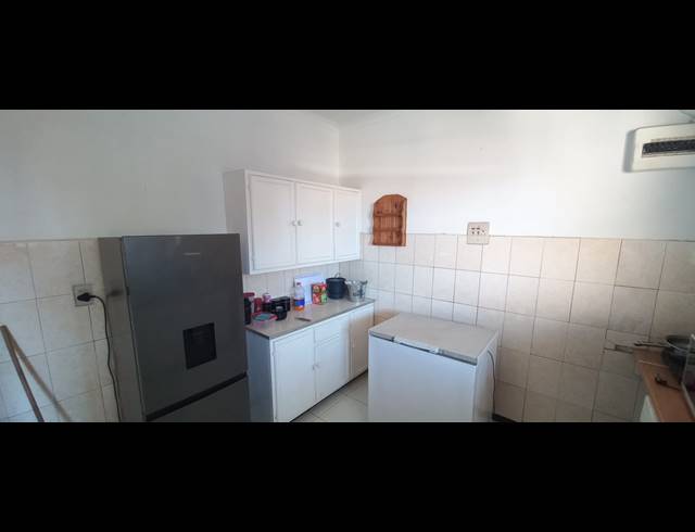 1 BEDROOM FLAT FOR SALE IN UMBILO